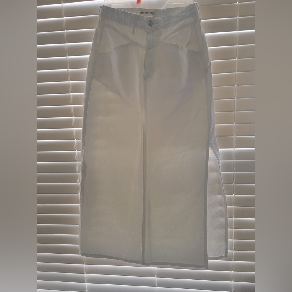 FREE PEOPLE Come As You Are Denim Maxi Skirt
Size 0 Color White